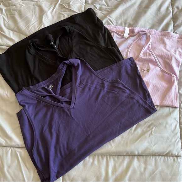 Lot of 3 tops - 2 XS Old Navy (purple/blk) and 1 M Under Armor (lt purple)🏃♀️ - Picture 2 of 15